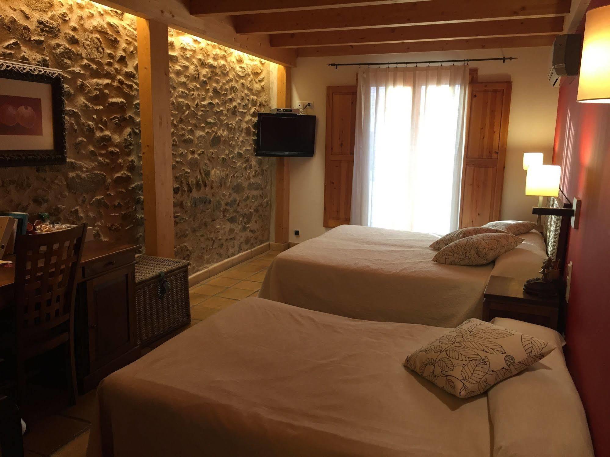 Hotel Boutique Niu De Sol - Designed For Adults Palau Saverdera ภายนอก รูปภาพ